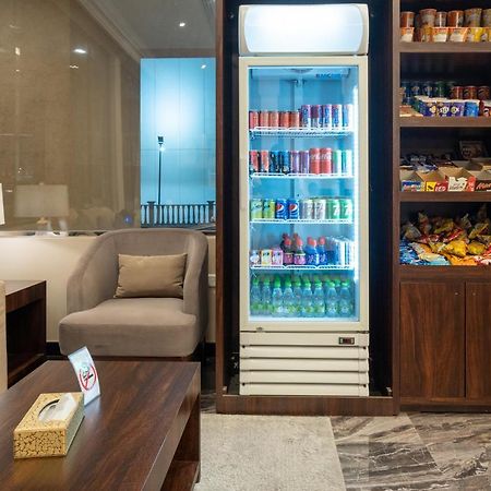 Dyafa Luxury Apartment Ал Хубар Екстериор снимка