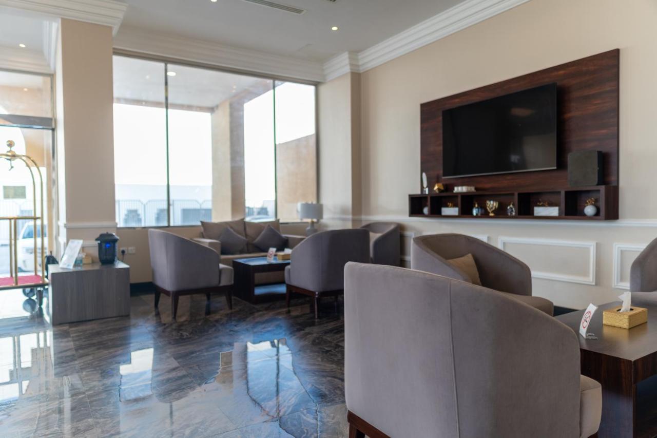 Dyafa Luxury Apartment Ал Хубар Екстериор снимка
