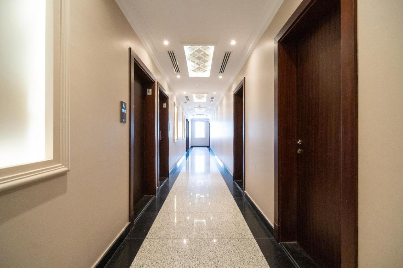 Dyafa Luxury Apartment Ал Хубар Екстериор снимка