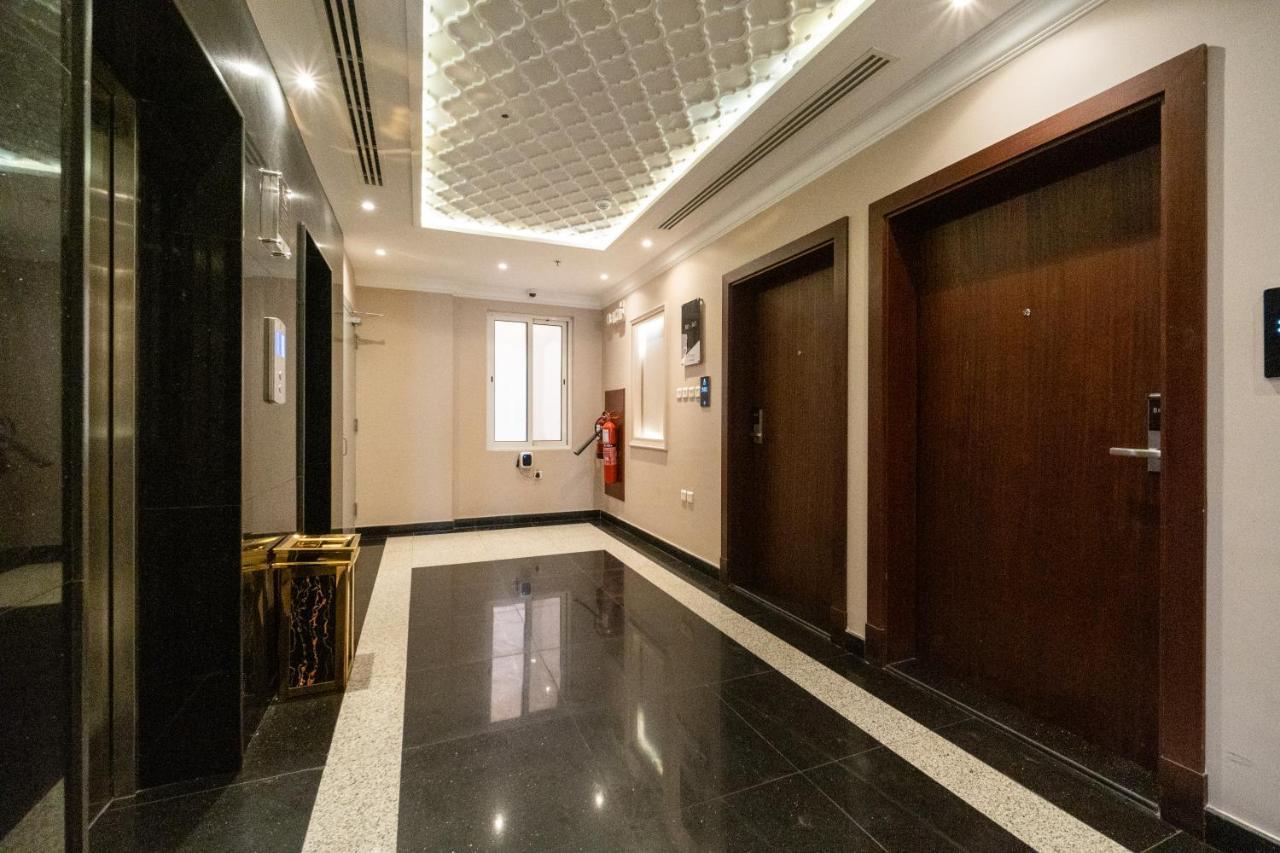 Dyafa Luxury Apartment Ал Хубар Екстериор снимка