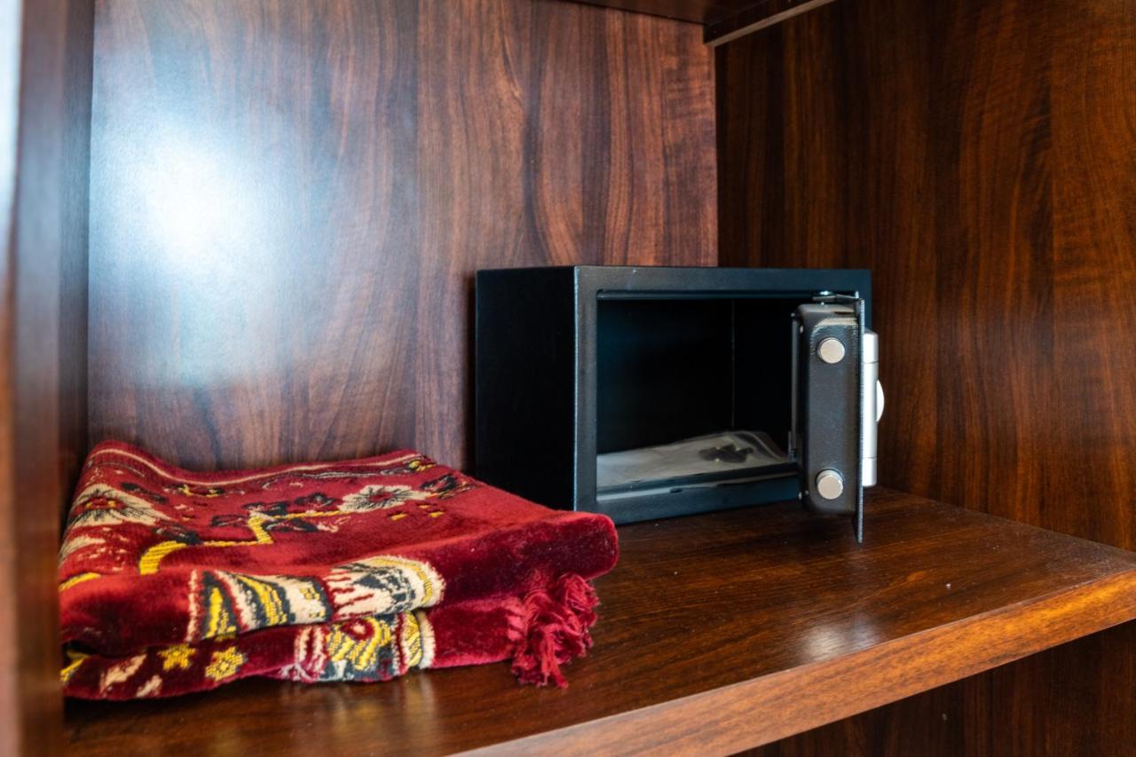 Dyafa Luxury Apartment Ал Хубар Екстериор снимка