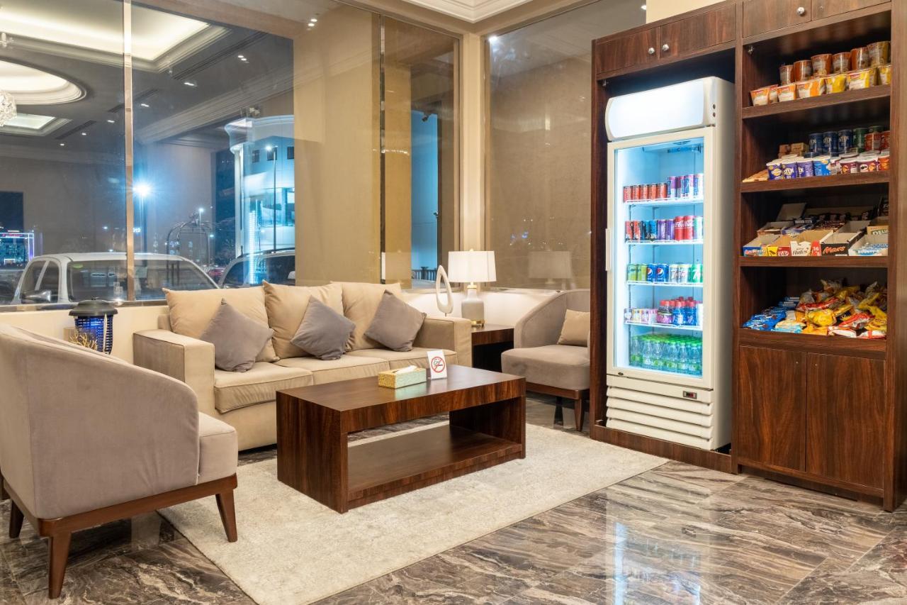 Dyafa Luxury Apartment Ал Хубар Екстериор снимка